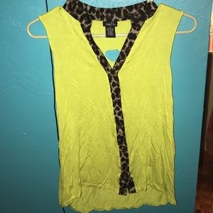 Rue 21 tank